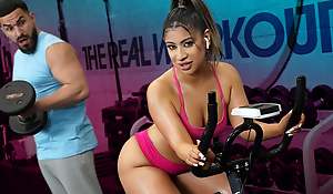 Mila Milkshake Loves Dilatation Her Curvy Body And Provocation Her Luscious Ass In front Gym - TeamSkeet