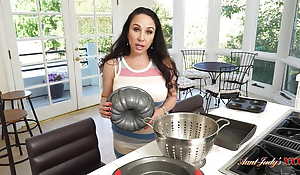 AuntJudysXXX - Sizzling Home Cookin' hither Your Sexy Broad in the beam Tit Step-Aunt Jewell Marceau (POV)